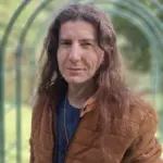 Retrato de Yuri Thomazelli
